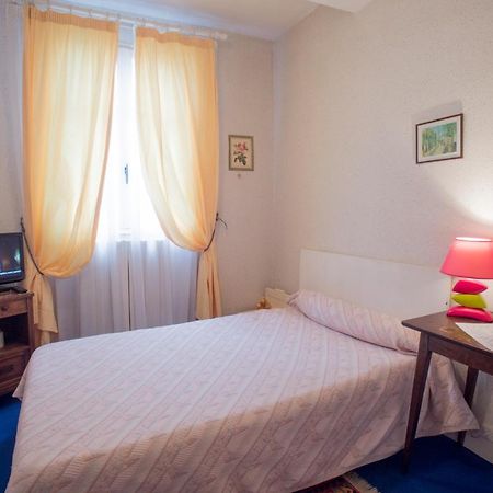 Hotel Saint Vincent Баньер-де-Бигор Экстерьер фото